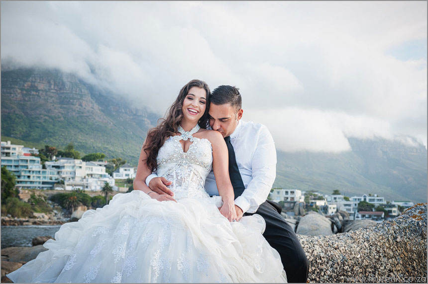 Cape-Town-wedding-Photographer-Lauren-Kriedemann-trash-the-dress-Campsbay-AJ007